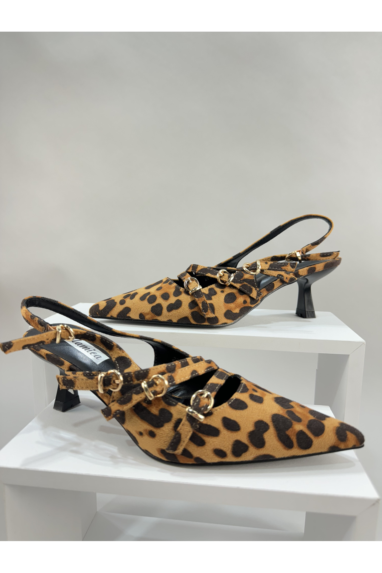 ZAPATO TACÓN HEBILLAS DESTALONADO LEOPARDO