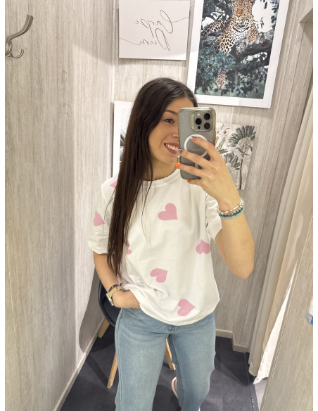 CAMISETA MANGA CORTA CORAZONES