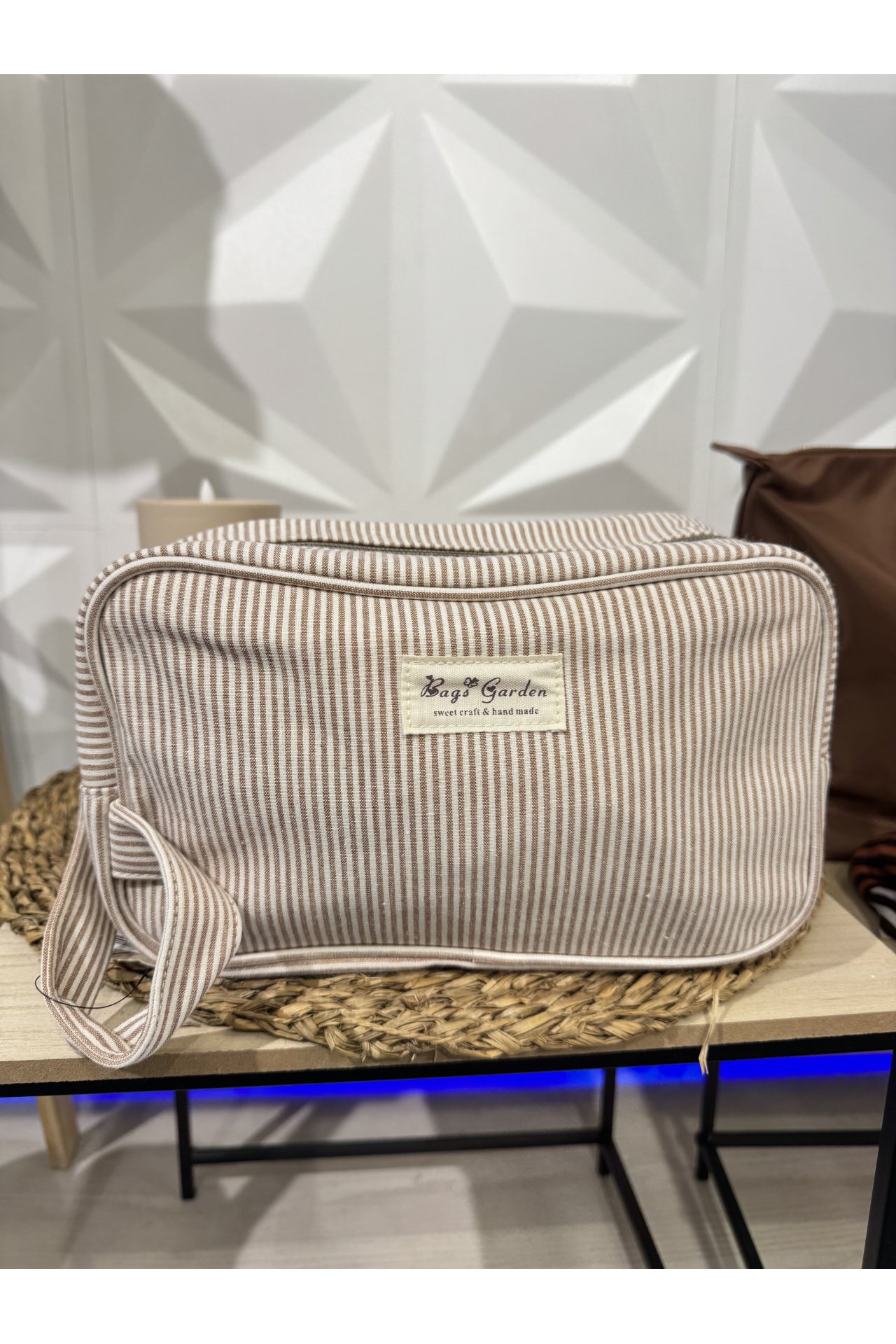 NECESER BÁSICO ASA RAYAS