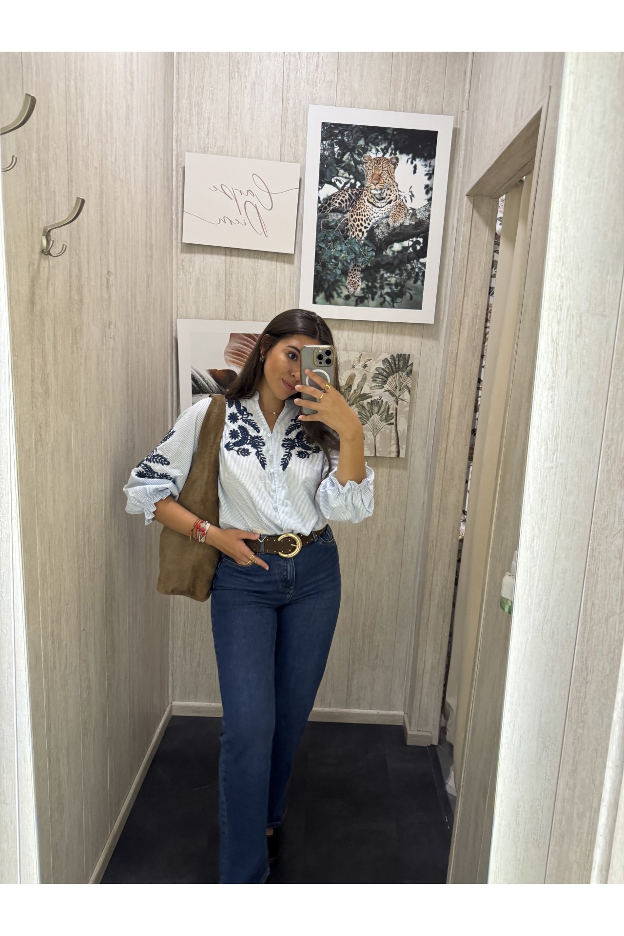 CAMISA RAYAS BORDADA AZUL