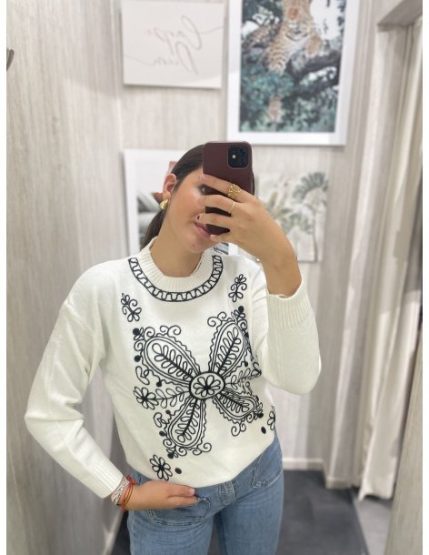 JERSEY BÁSICO BORDADO FLORES