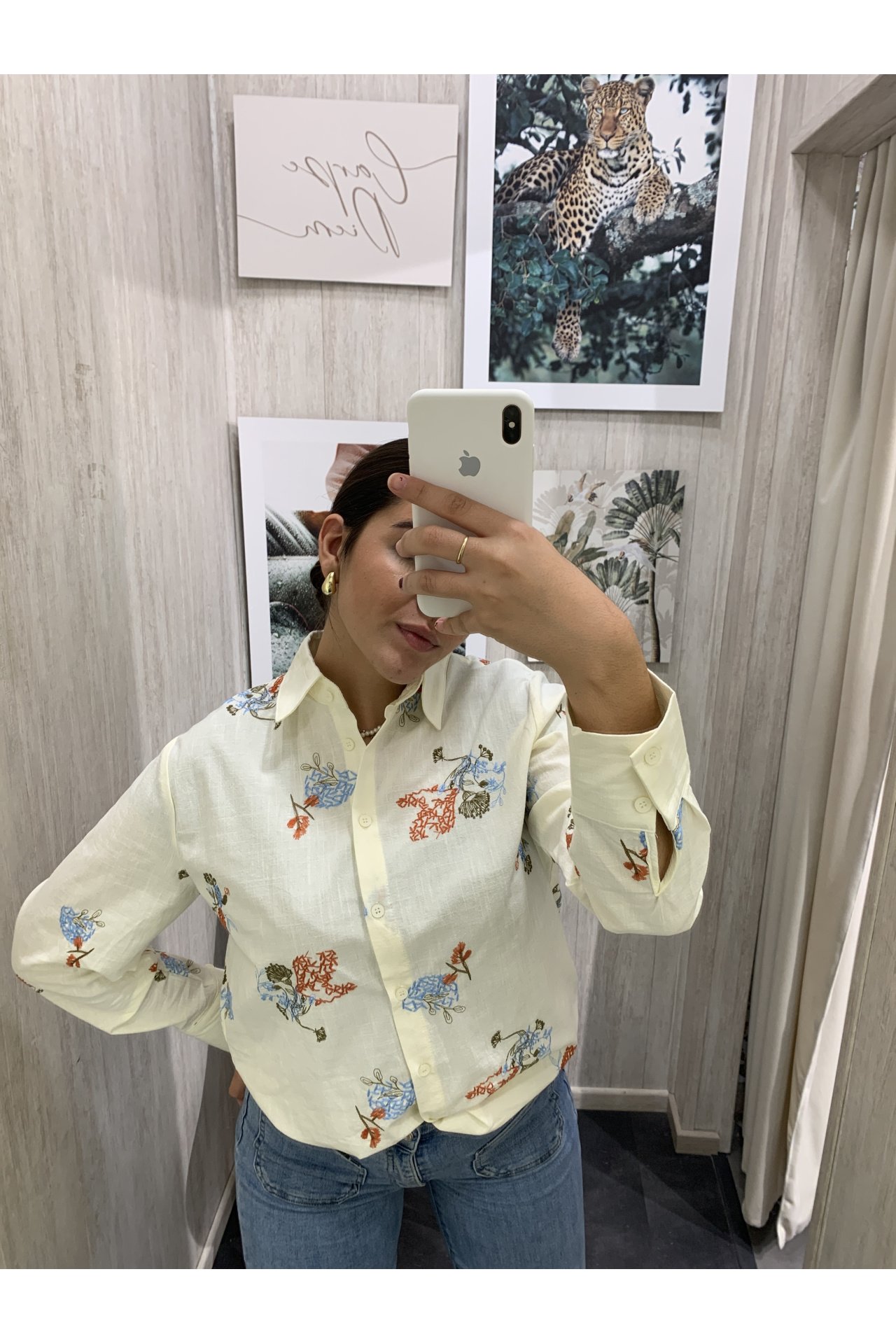 CAMISA LINO FLORES BORDADA COLORES