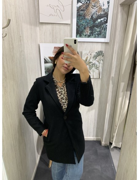 ABRIGO BÁSICO PAÑO BOTÓN