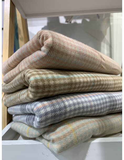 PAÑUELO FLECOS CUADROS