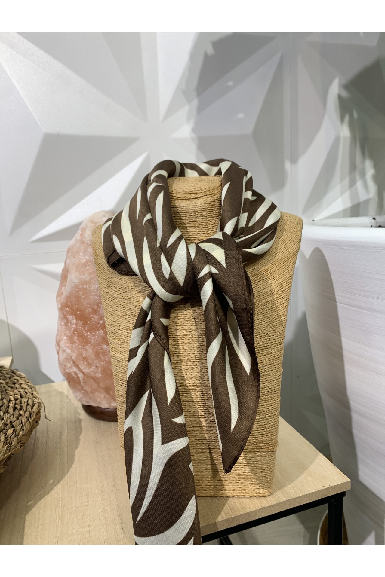 PAÑUELO SEDA MANCHAS