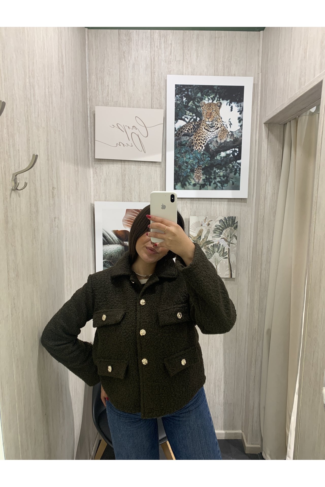 CHAQUETA BORREGUITO BOTONES DORADOS