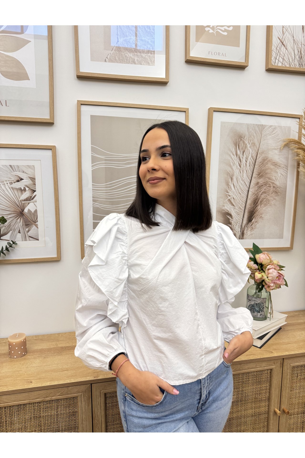 BLUSA CRUZADA VOLANTE