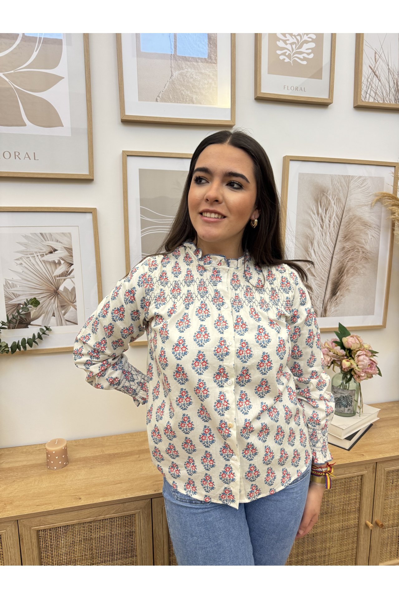 CAMISA FLORES NIDO ABEJA