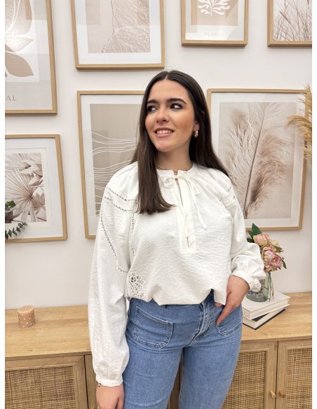 CAMISA CALADA LAZADA BEIGE