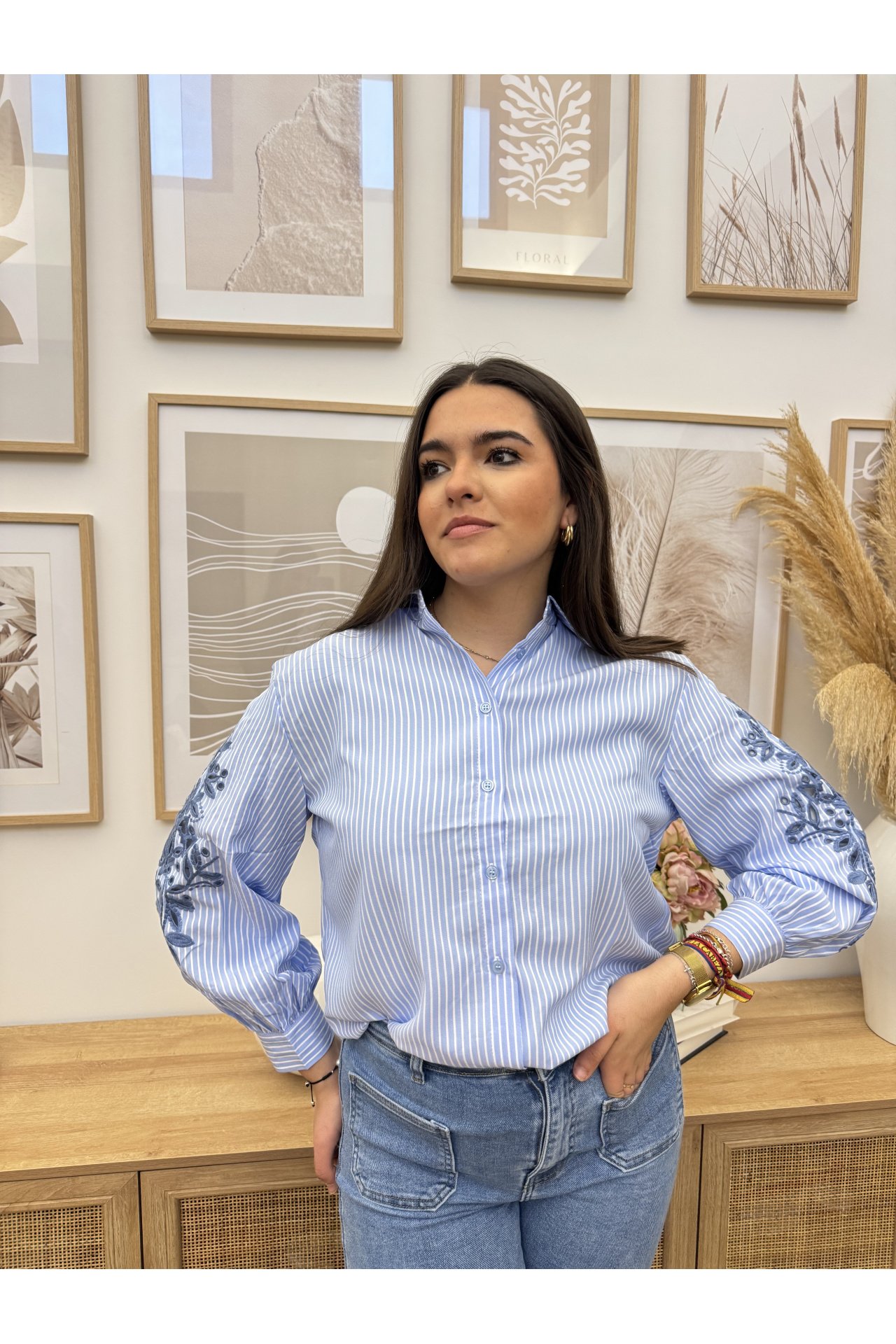 CAMISA BORDADA RAYAS AZUL