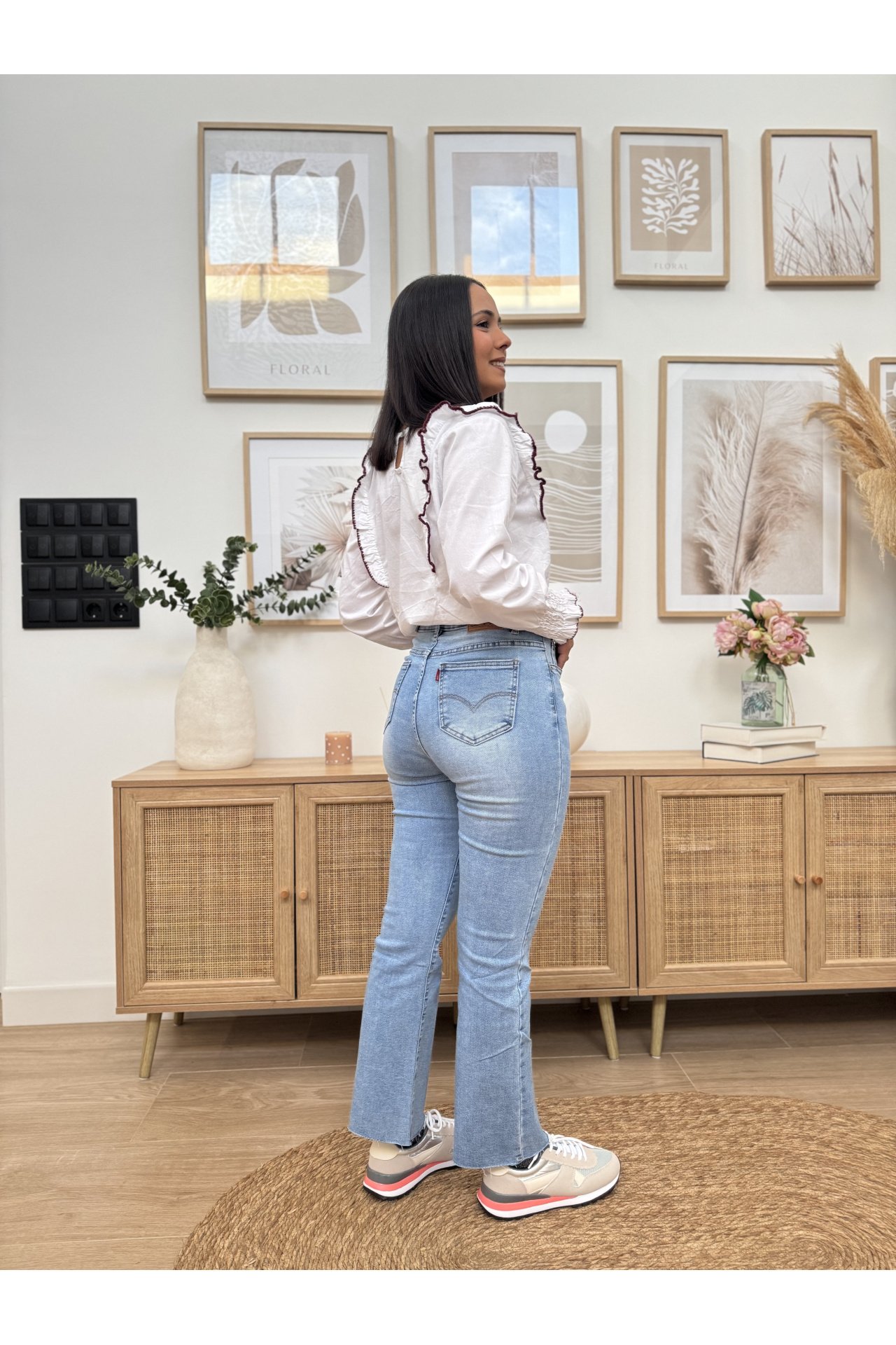 JEANS FLARE BÁSICO VAQ MEDIO