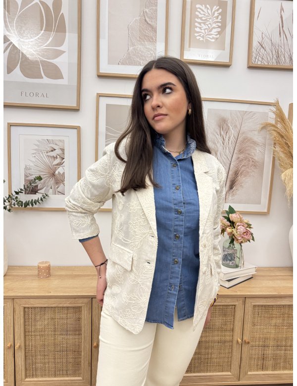 CHAQUETA LINO BORDADA