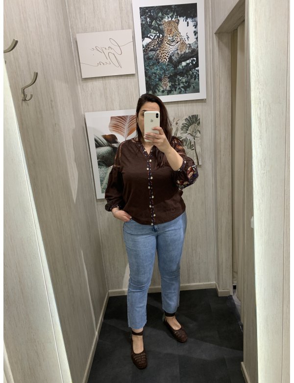 CAMISETA ALGODÓN BORDADA 2