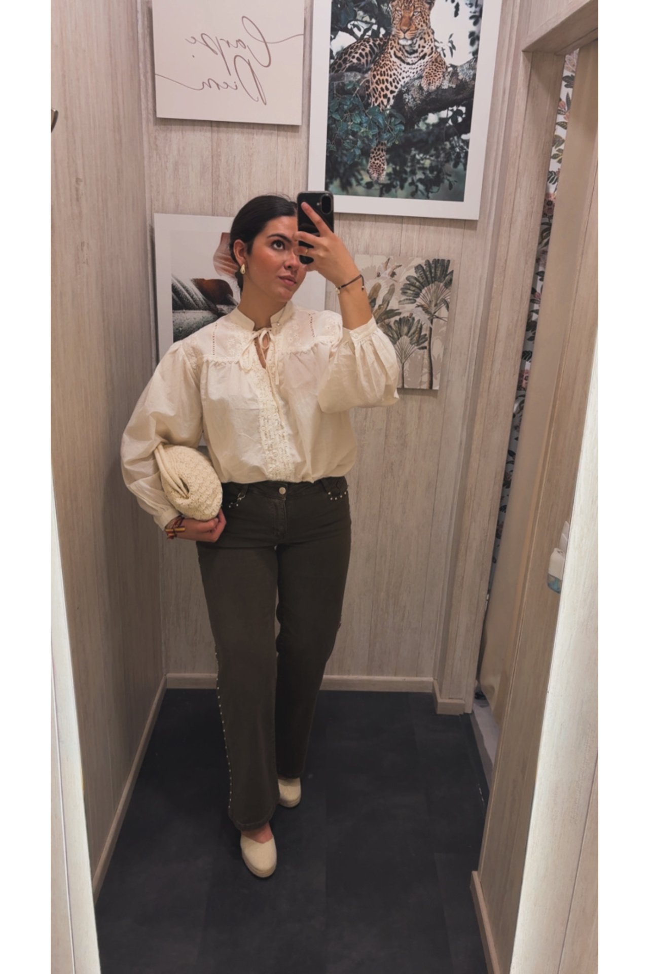 JEANS WIDE LEG TACHUELAS MARRÓN