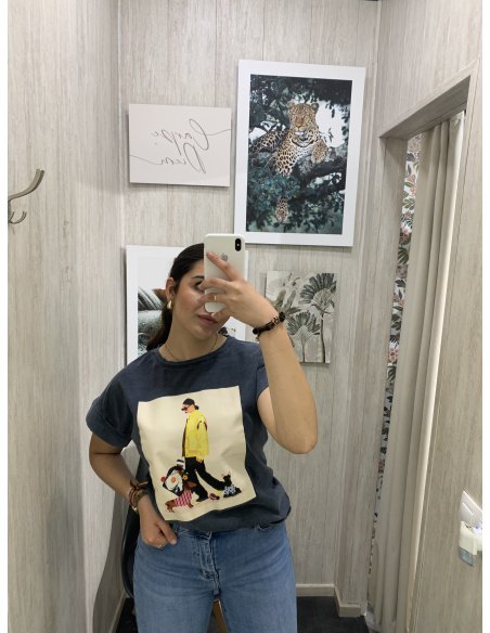 CAMISETA ALGODÓN MODELO PERROS GRIS