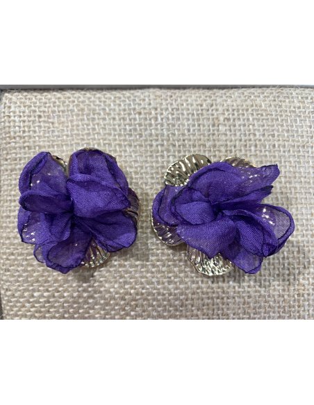 PENDIENTE PETALO MORADO