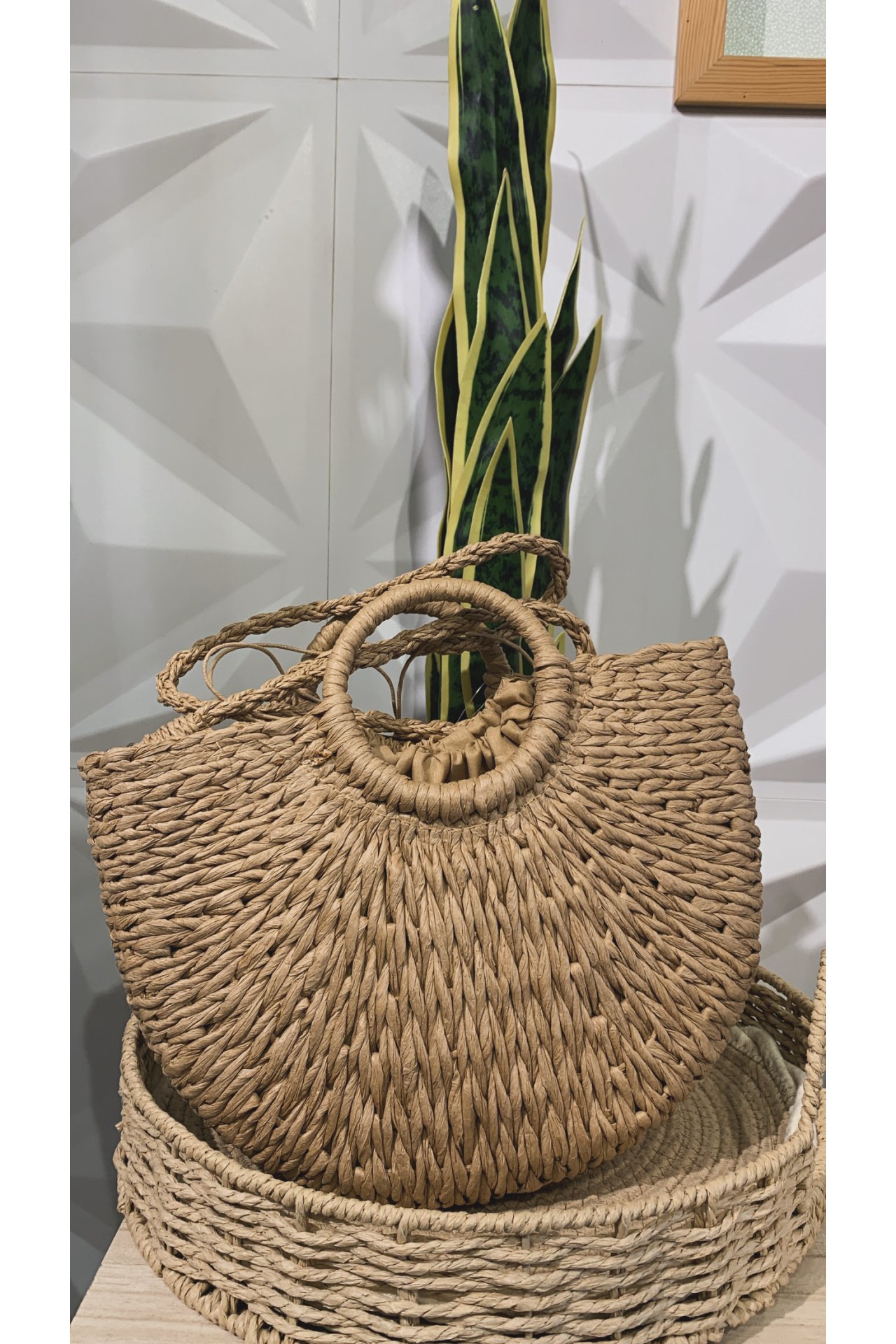 BOLSO BANDOLERA OVALADO RAFIA