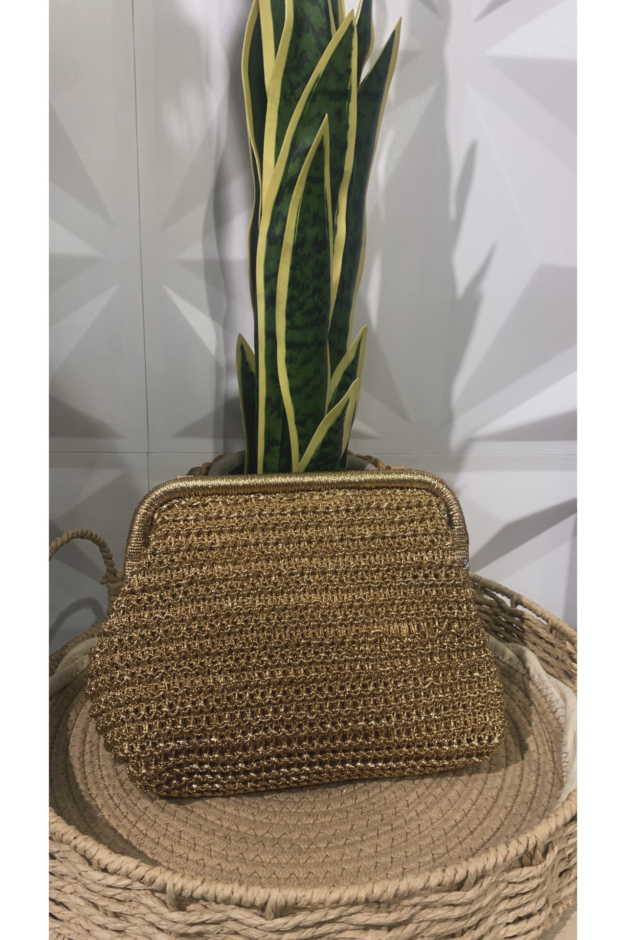 BOLSO RAFIA DORADO