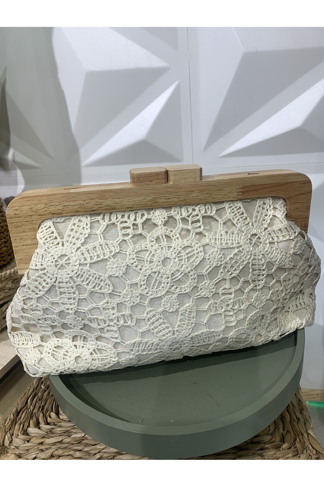 CARTERA MADERA FLORES CROCHET