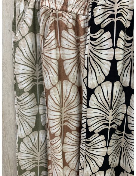 PANTALÓN ANCHO HOJAS