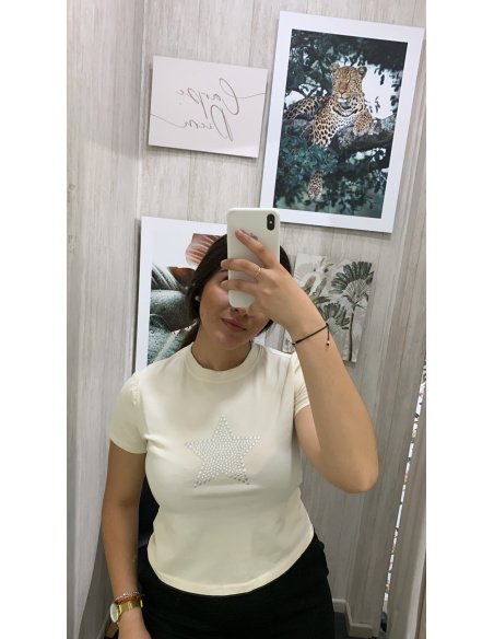 CAMISETA ESTRELLA TACHUELAS