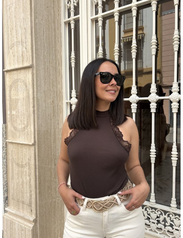 TOP HALTER CANALÉ ENCAJE