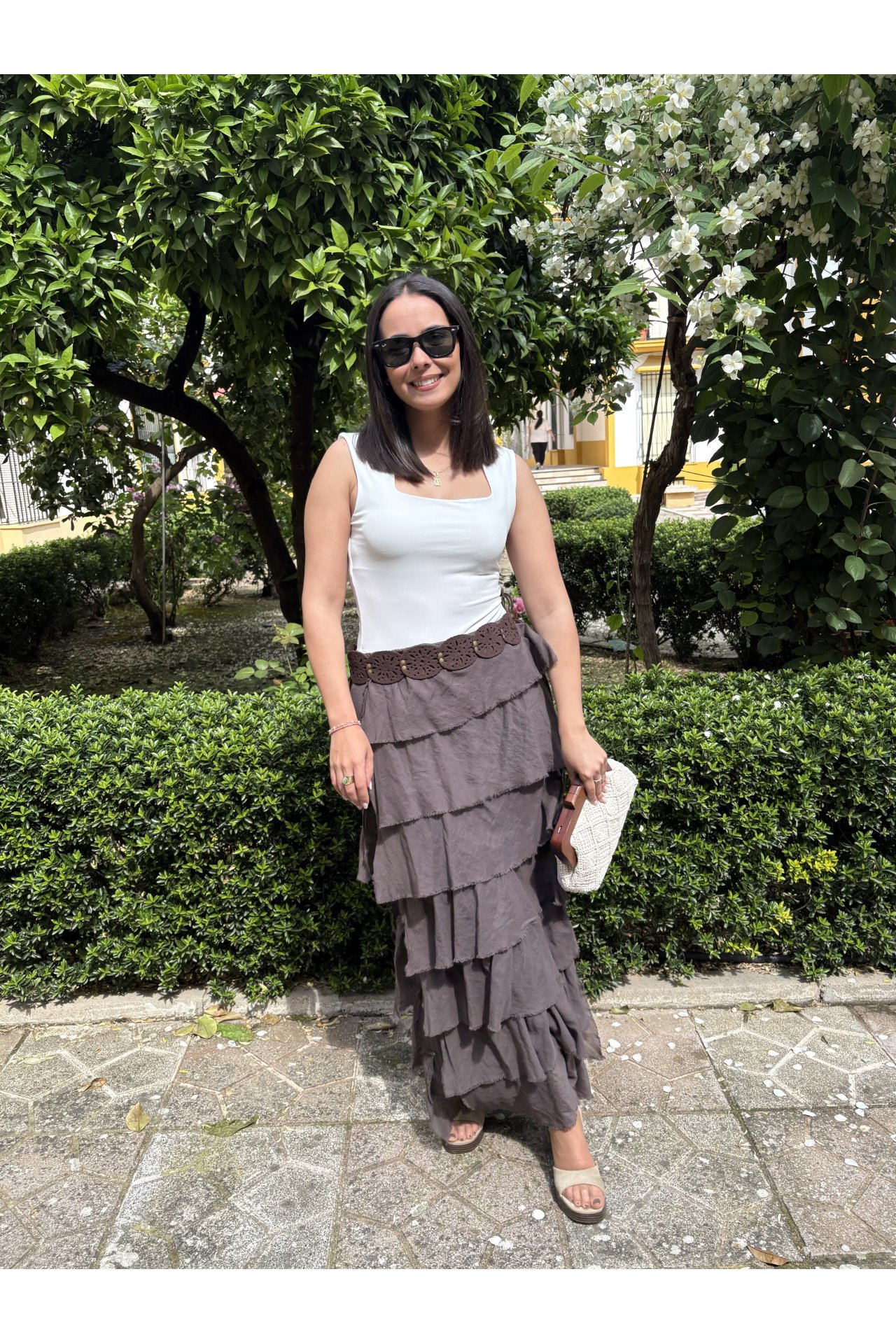 FALDA LARGA VOLANTES