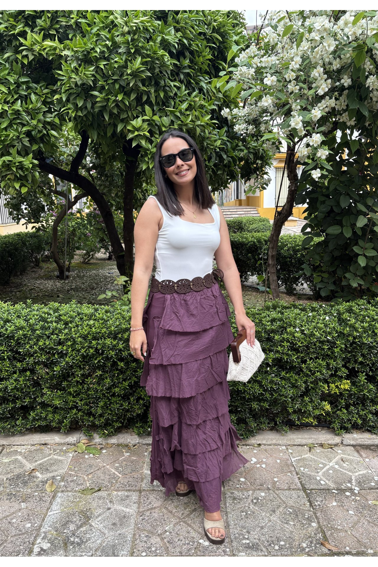 FALDA LARGA VOLANTES