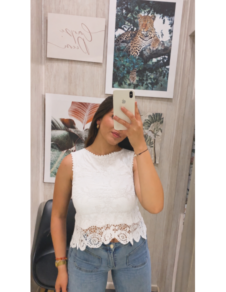 TOP BORDADO CROCHET