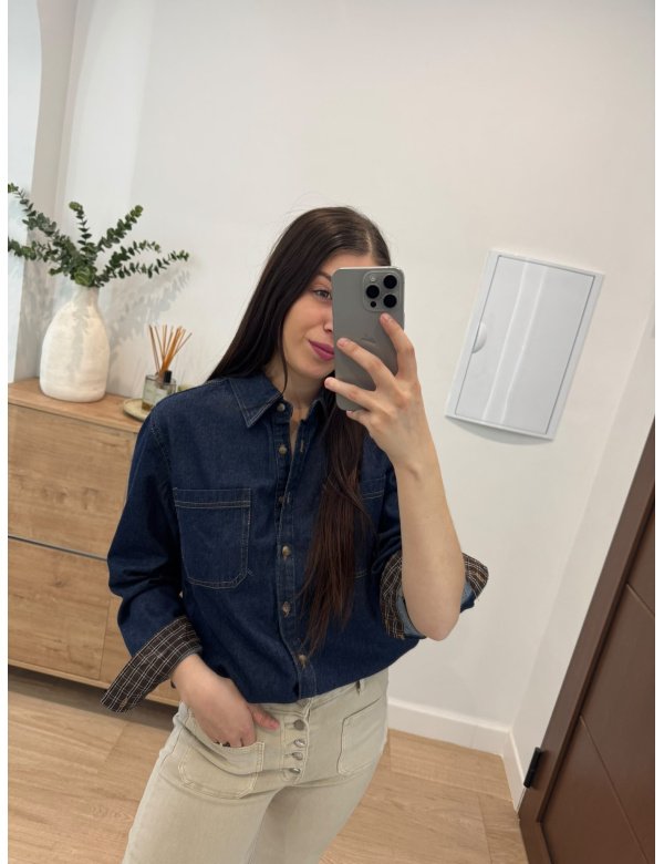 CAMISA DENIM BOLSILLOS